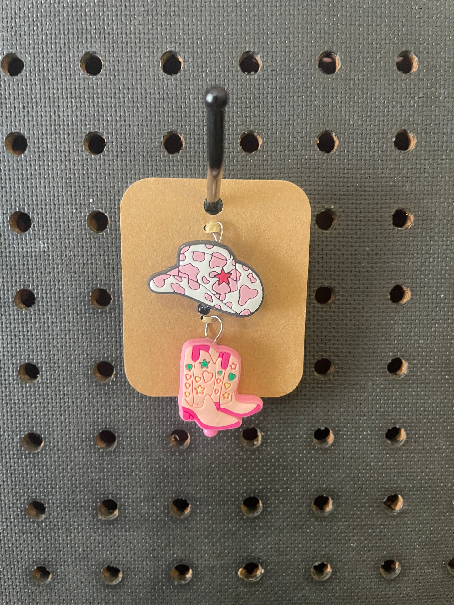 Giddy Up (Charms)