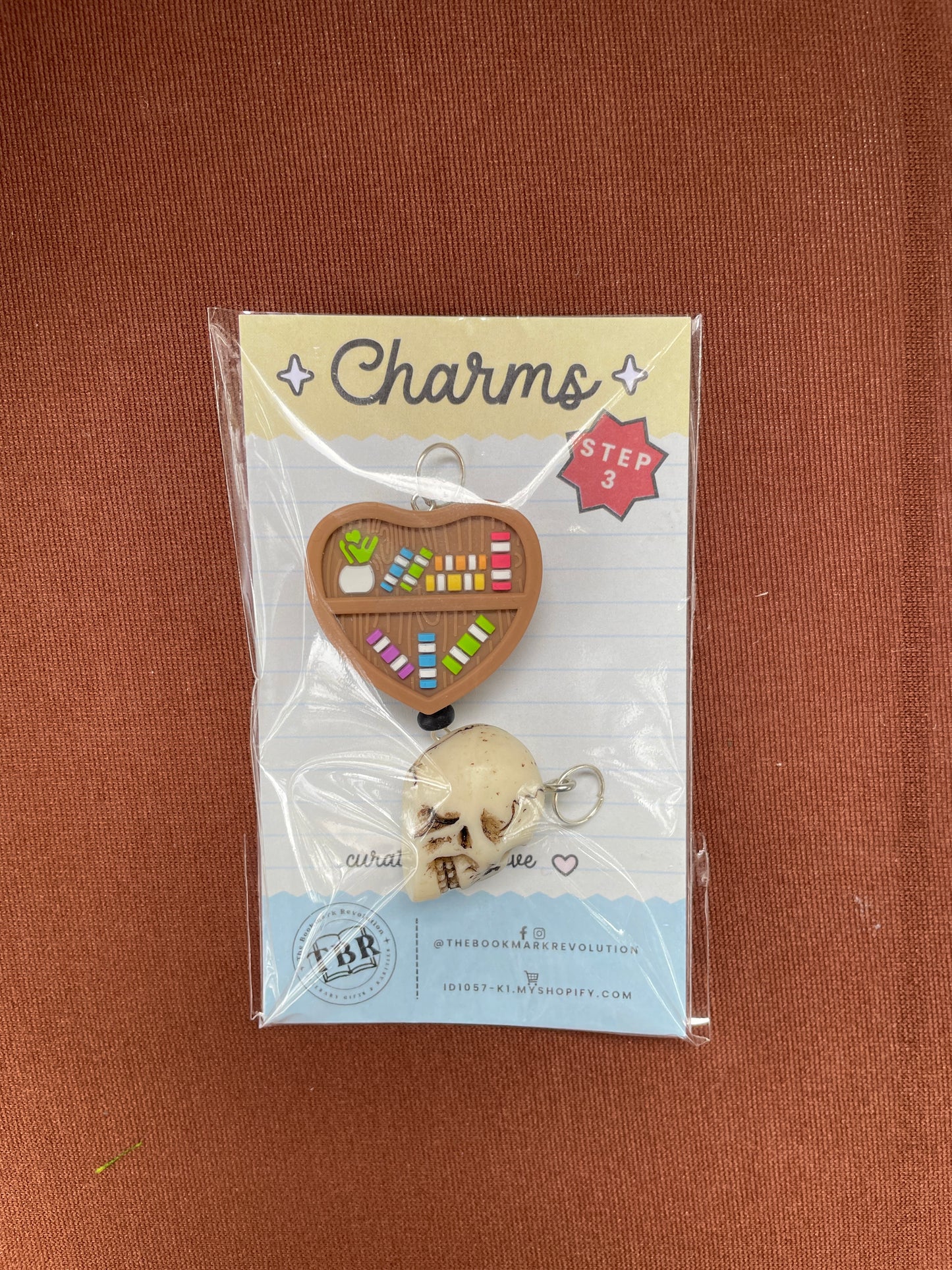 Dark Academia (Charms)